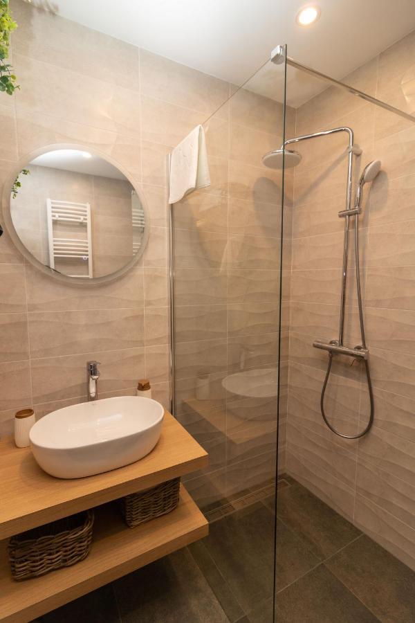 Central Sofia Condo エクステリア 写真